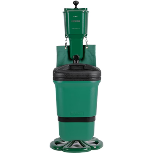 Dint ball washer in green with towel and bin