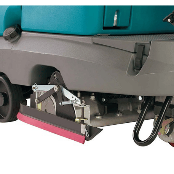 T7 Ride-On Floor Scrubber Squeegee close up 